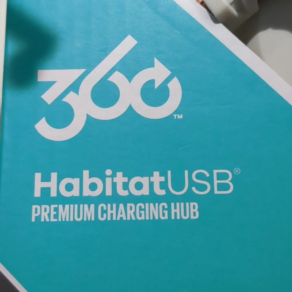 360 6ft Habitat USB premium charging plug